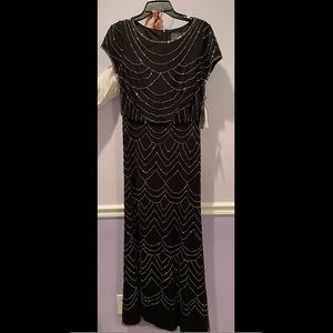 Adrianna Papell // NWT SHORT SLEEVE BEADED BLOUSON GOWN BLACK